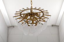 Load image into Gallery viewer, CL8 Elegent8 Bulb Chandelier